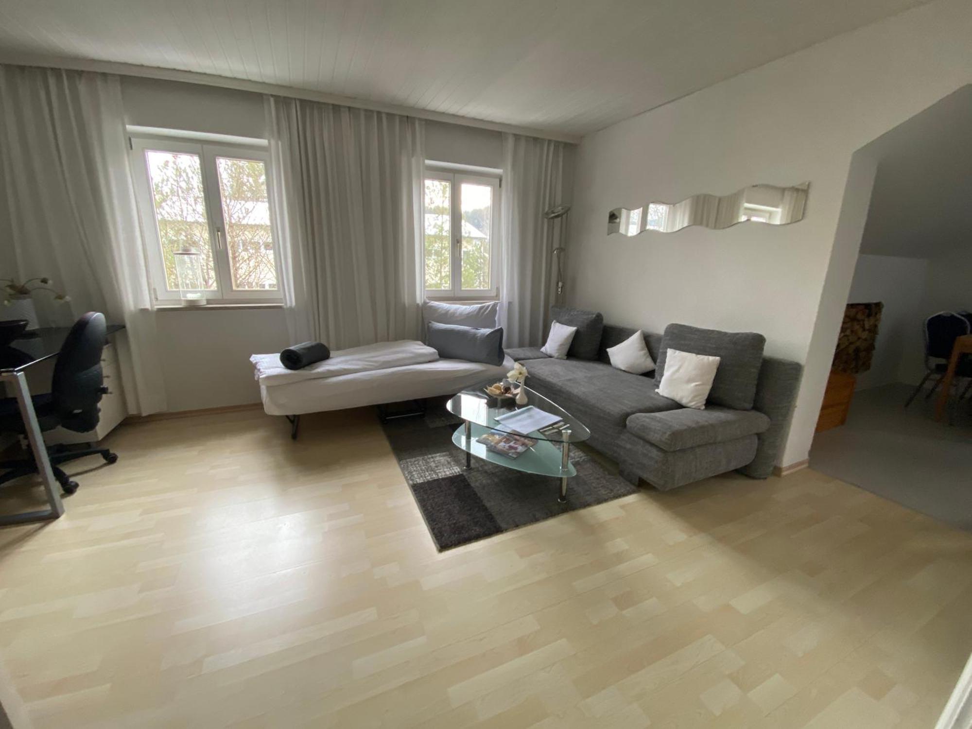 Ferienwohnung Am Franziskanergarten Bad Tölz Pokoj fotografie