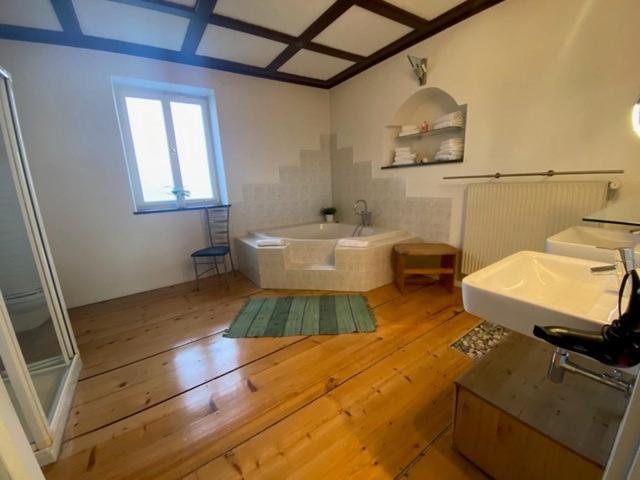 Ferienwohnung Am Franziskanergarten Bad Tölz Pokoj fotografie