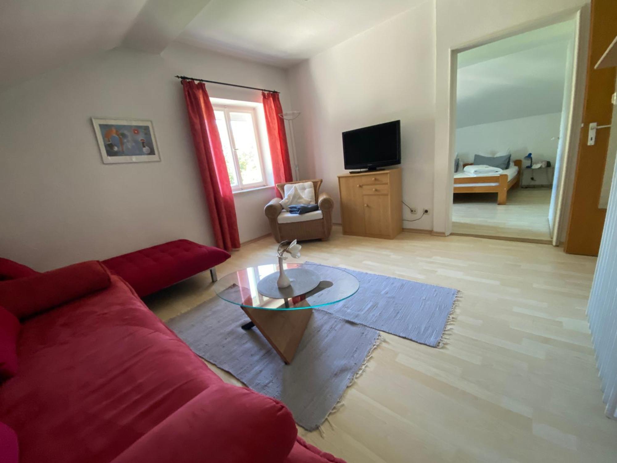 Ferienwohnung Am Franziskanergarten Bad Tölz Pokoj fotografie