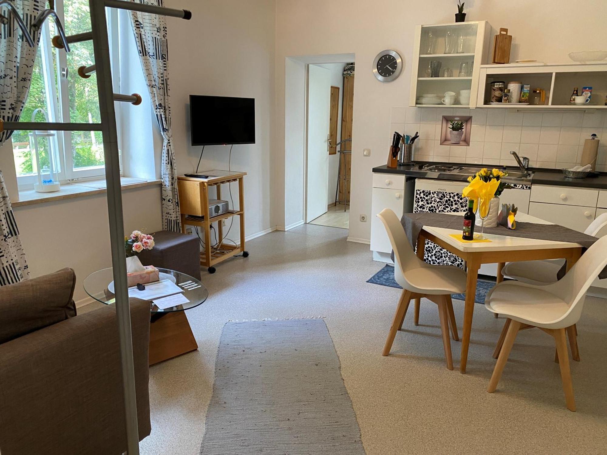 Ferienwohnung Am Franziskanergarten Bad Tölz Pokoj fotografie