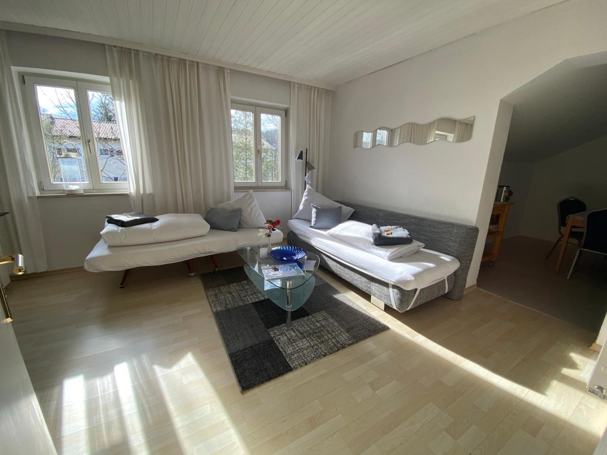 Ferienwohnung Am Franziskanergarten Bad Tölz Pokoj fotografie